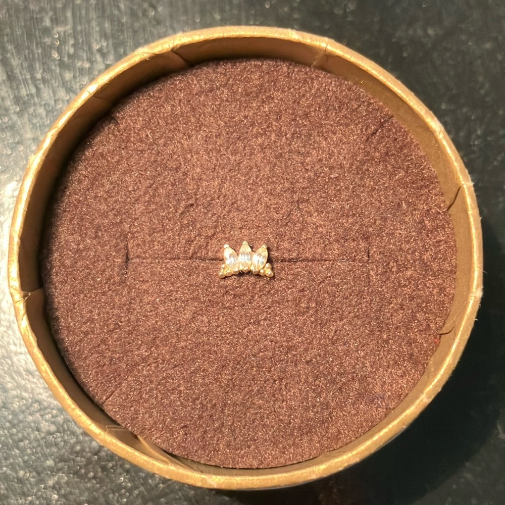 BVLA - Mini Eloise, White sapphire